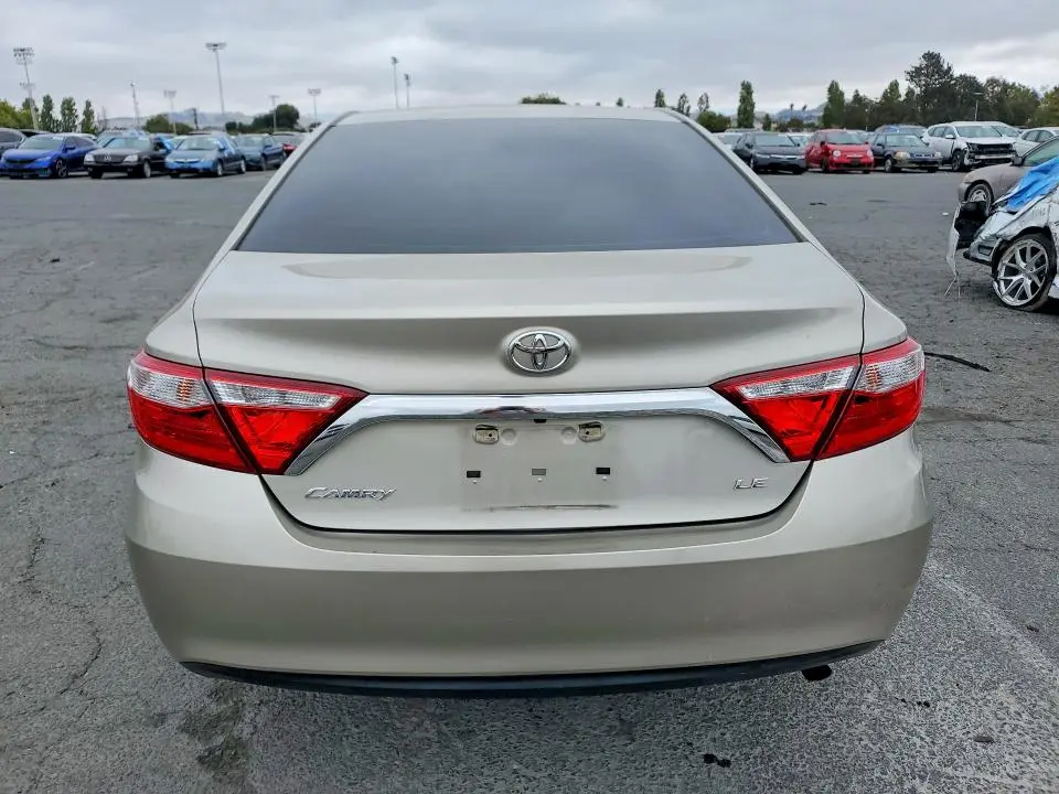 2017 TOYOTA CAMRY LE  
