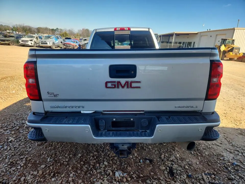 2018 GMC SIERRA K3500 DENALI  