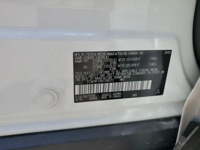 2024 TOYOTA RAV4 XLE  