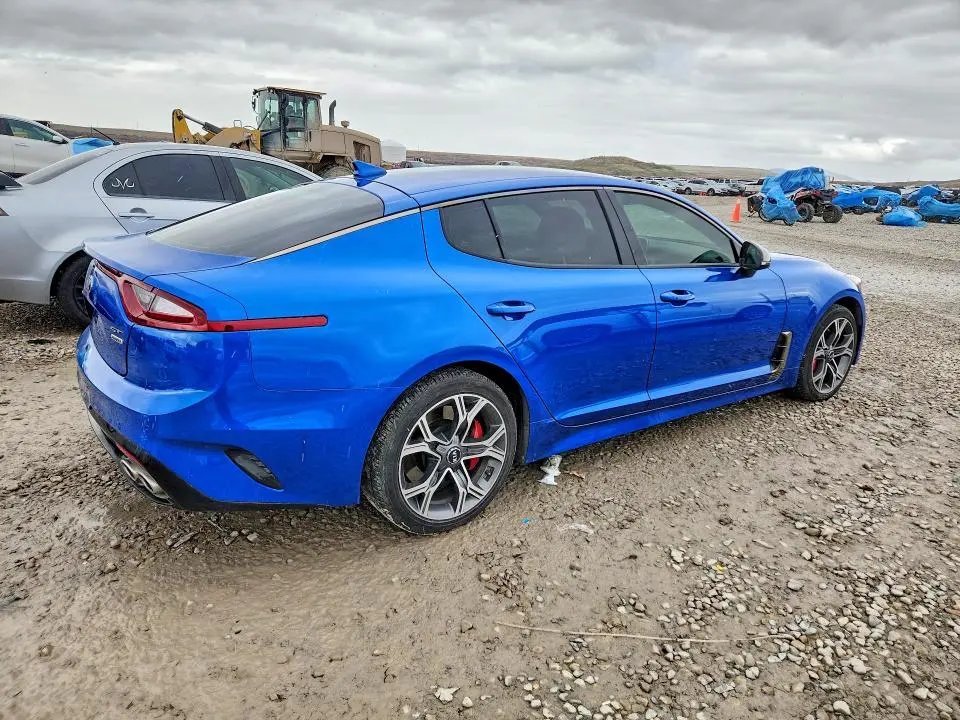 2019 KIA STINGER GT  
