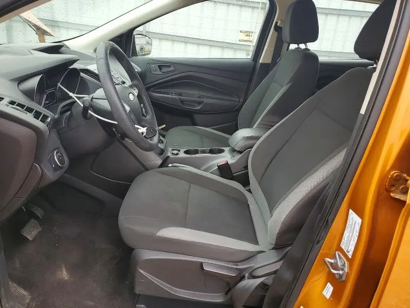 2016 FORD ESCAPE S  