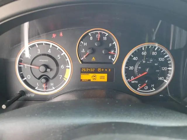 2011 NISSAN ARMADA SV  