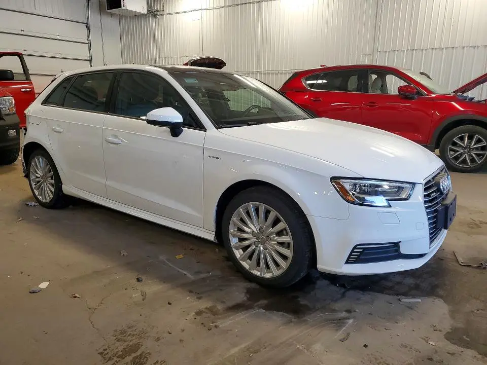 2018 AUDI A3 E-TRON PREMIUM  