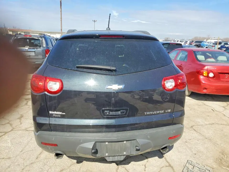2010 CHEVROLET TRAVERSE LTZ  