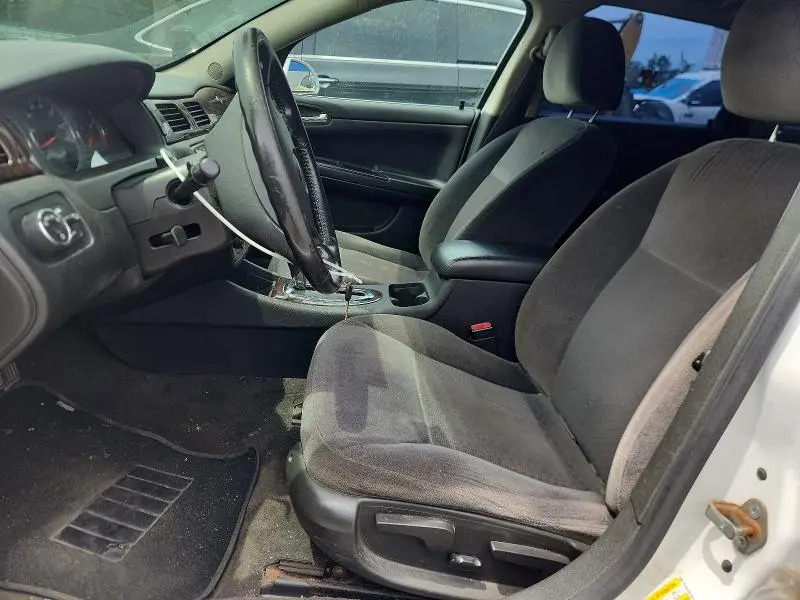2013 CHEVROLET IMPALA LT  