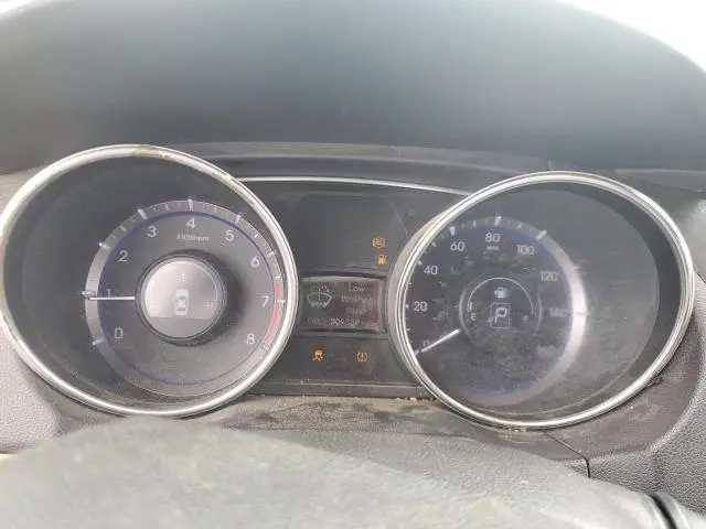 2011 HYUNDAI SONATA SE  