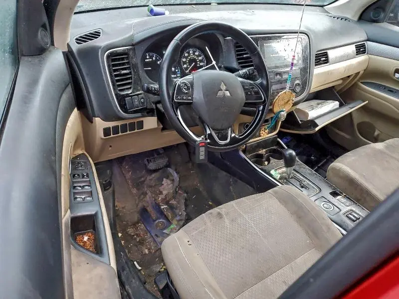 2017 MITSUBISHI OUTLANDER SE  