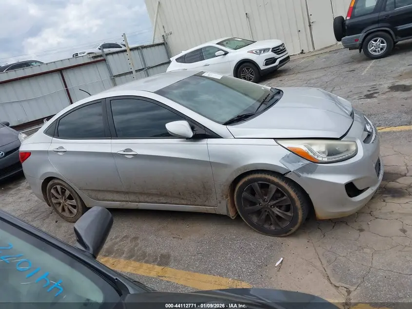 2014 HYUNDAI ACCENT GLS