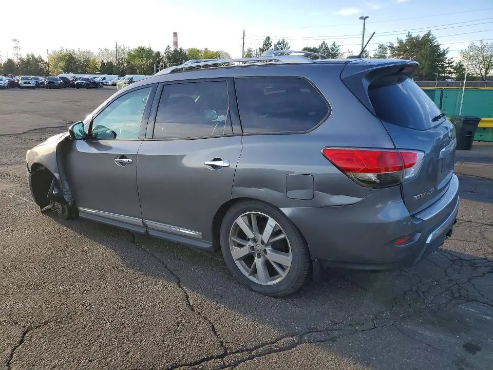 2015 NISSAN PATHFINDER PLATINUM  