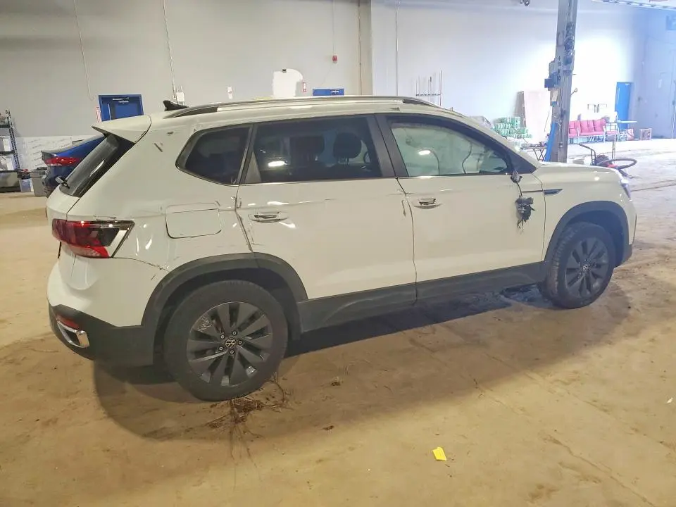 2024 VOLKSWAGEN TAOS SE  