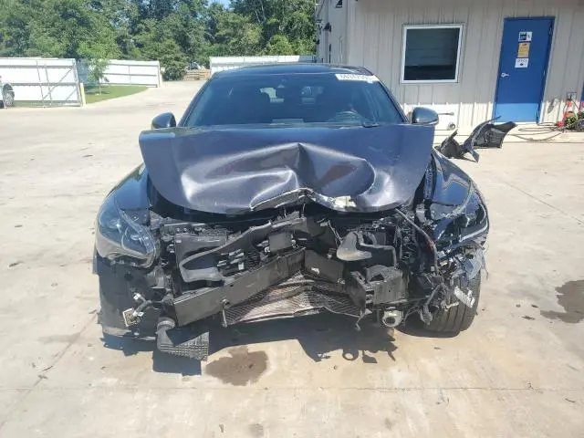 2021 KIA STINGER GT2  