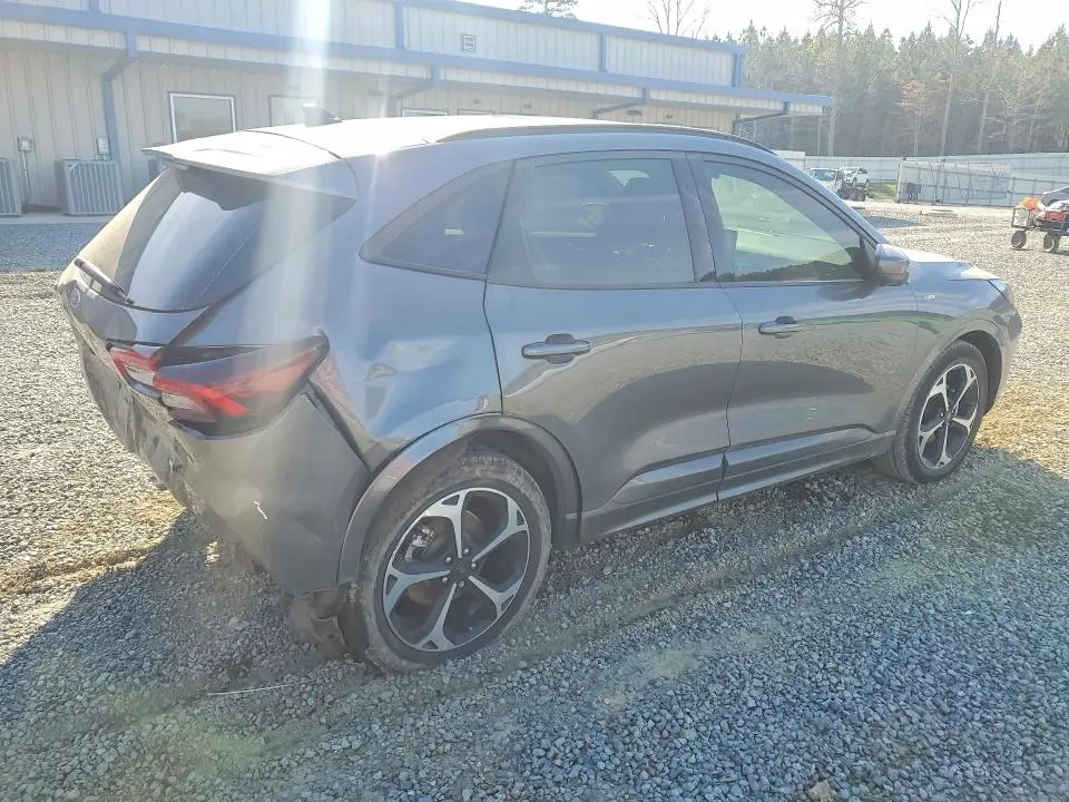 2023 FORD ESCAPE ST LINE SELECT  