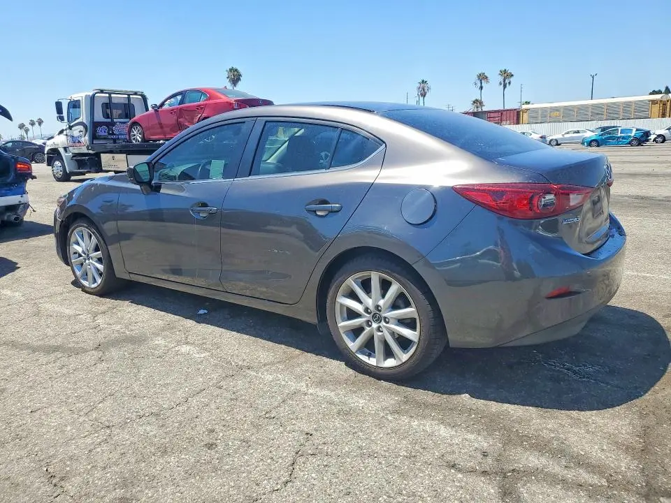 2017 MAZDA 3 TOURING  