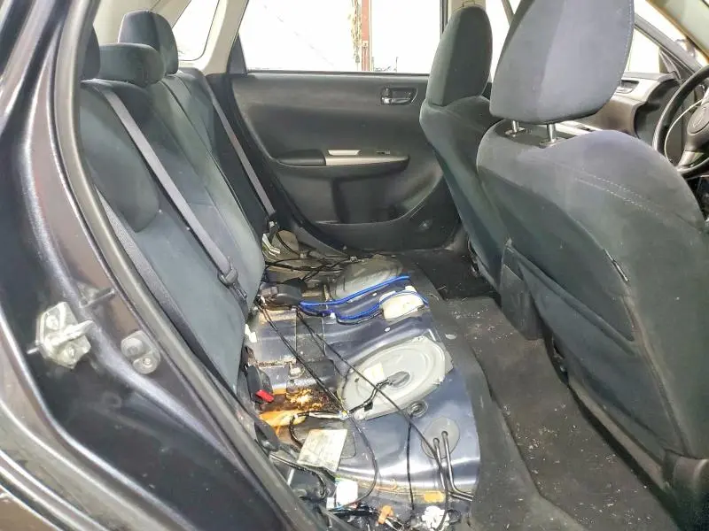 2010 SUBARU IMPREZA 2.5I  