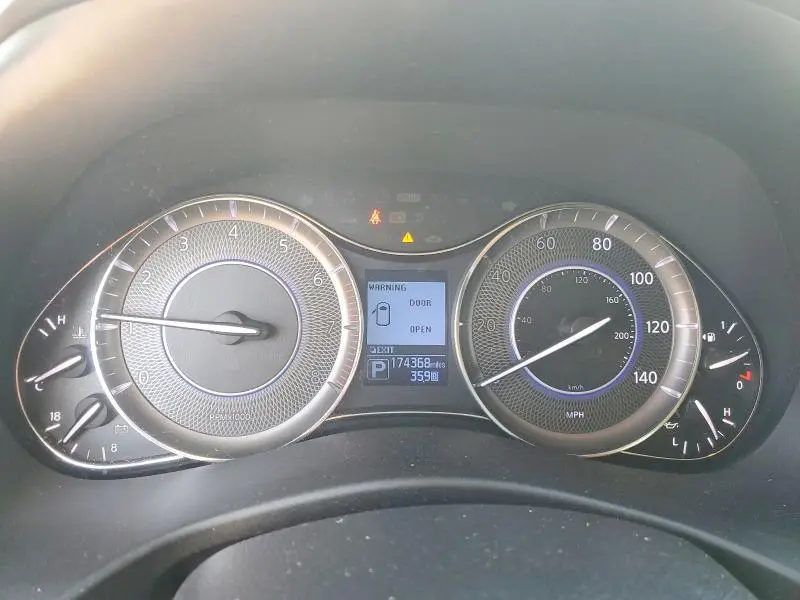 2017 INFINITI QX80 BASE  