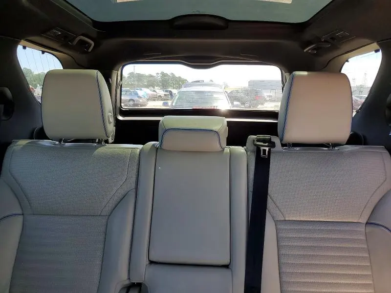 2017 LAND ROVER DISCOVERY HSE  