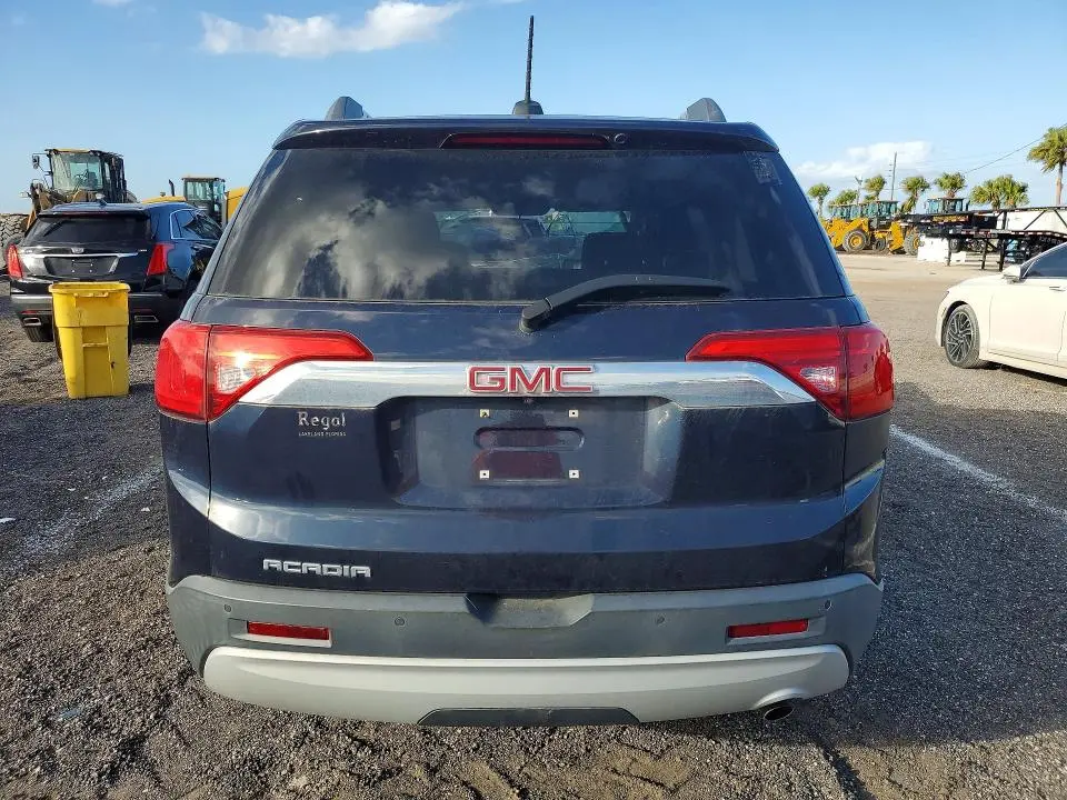 2017 GMC ACADIA SLE  