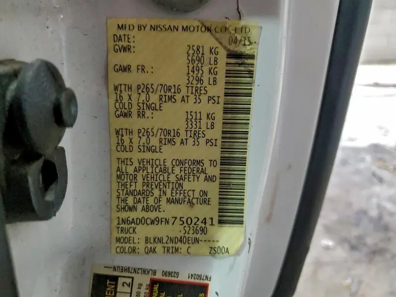 2015 NISSAN FRONTIER SV  