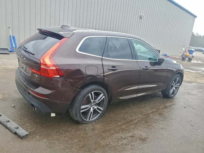 2018 VOLVO XC60 T5  