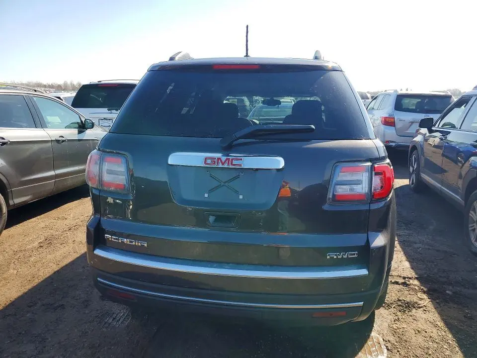 2015 GMC ACADIA SLE  