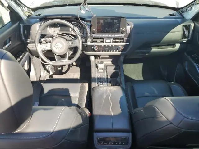 2022 NISSAN PATHFINDER SL  