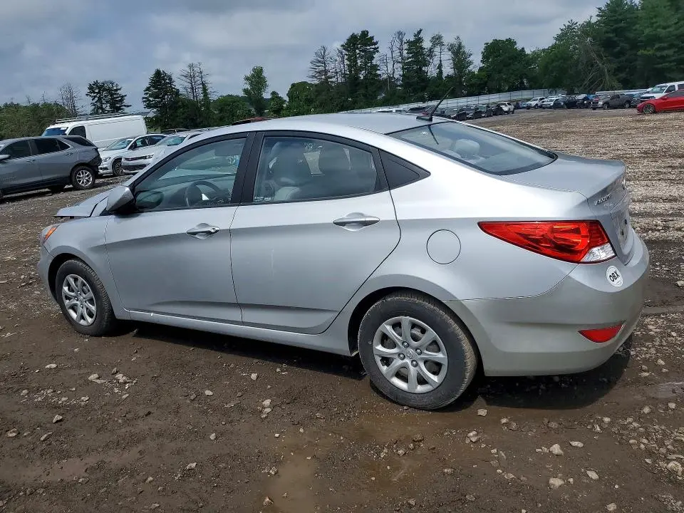 2012 HYUNDAI ACCENT GLS  