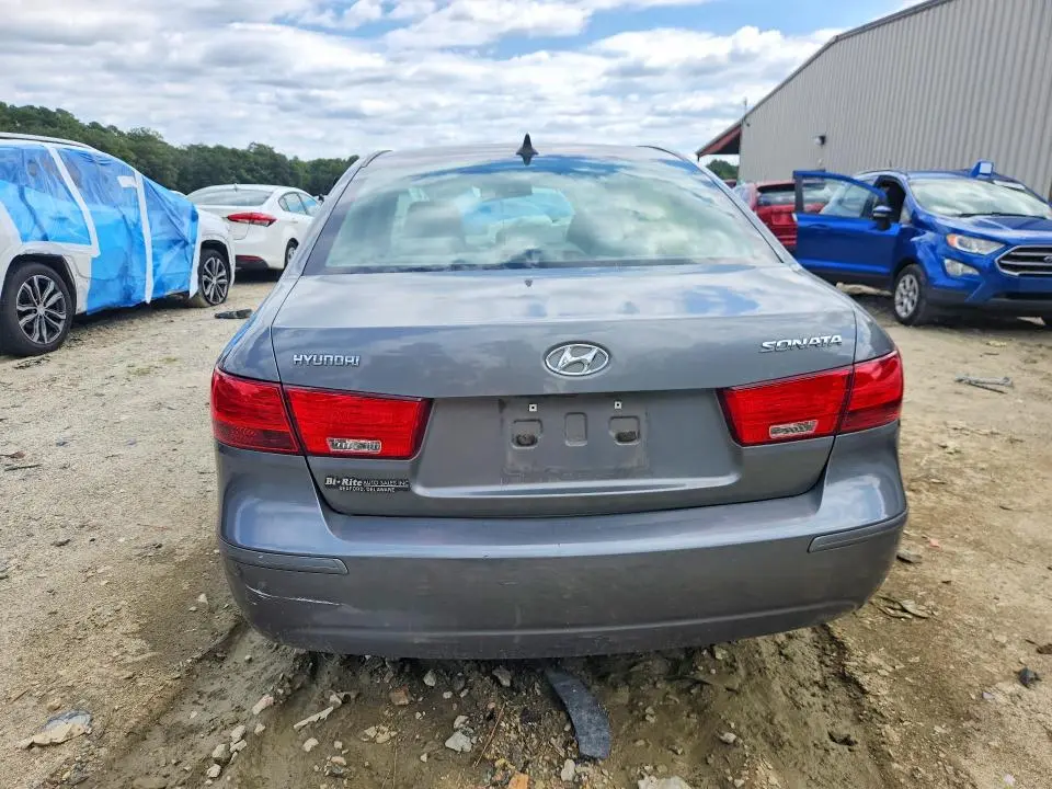2010 HYUNDAI SONATA GLS  
