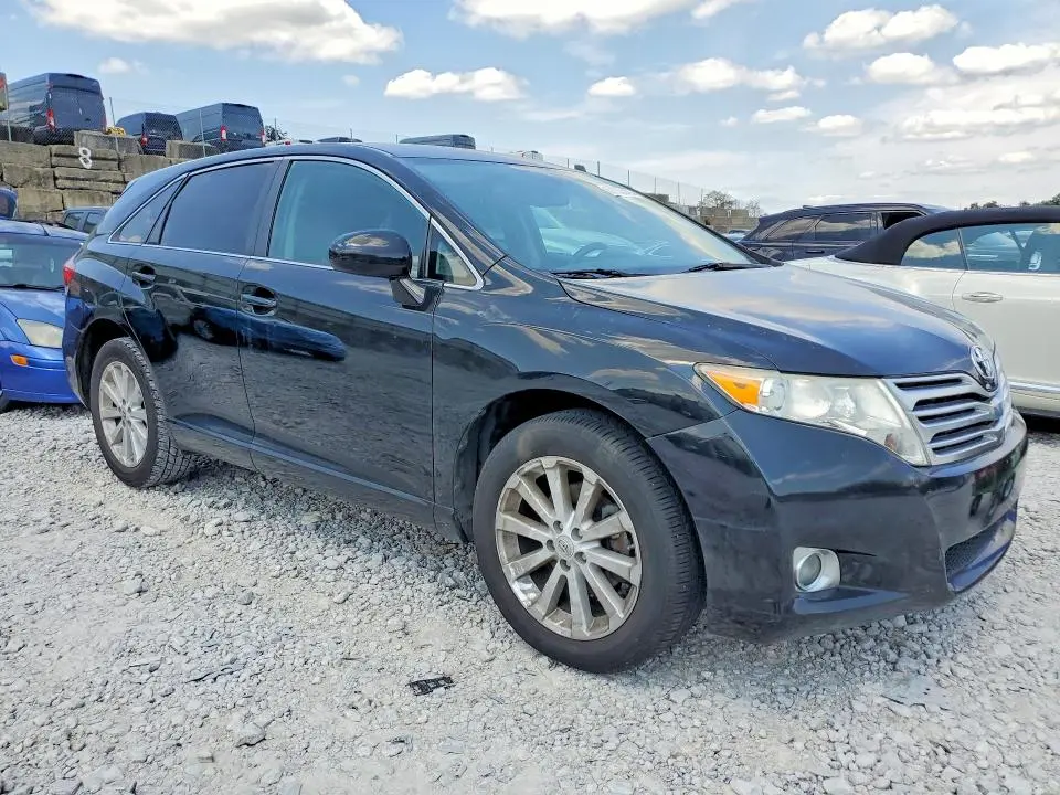 2012 TOYOTA VENZA LE  