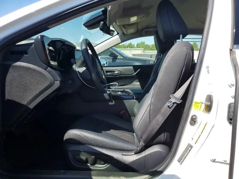 2022 TOYOTA MIRAI XLE  