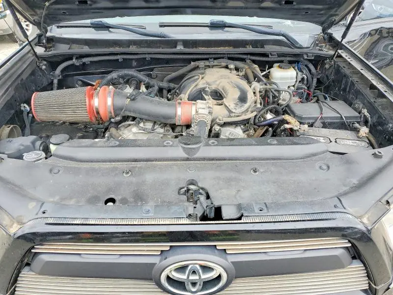 2013 TOYOTA 4RUNNER SR5  