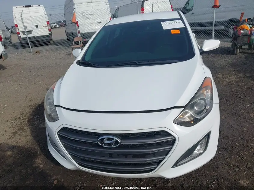 2017 HYUNDAI ELANTRA GT  