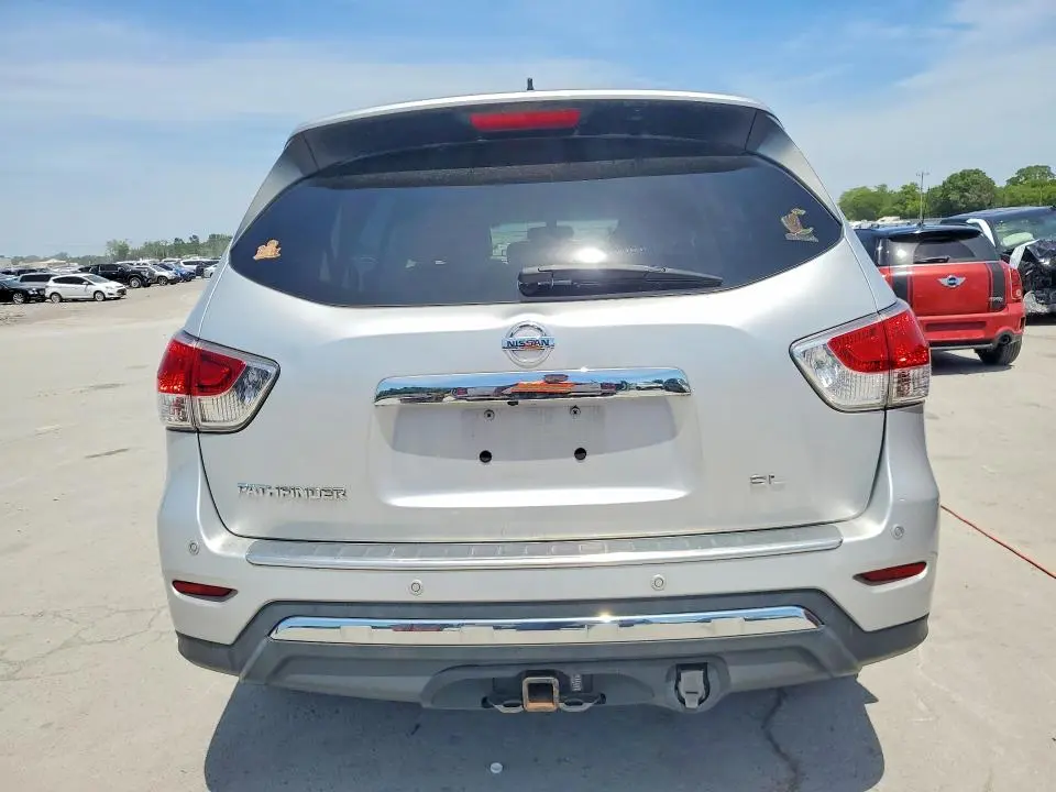 2013 NISSAN PATHFINDER S  