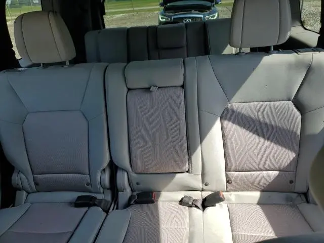 2015 HONDA PILOT SE  