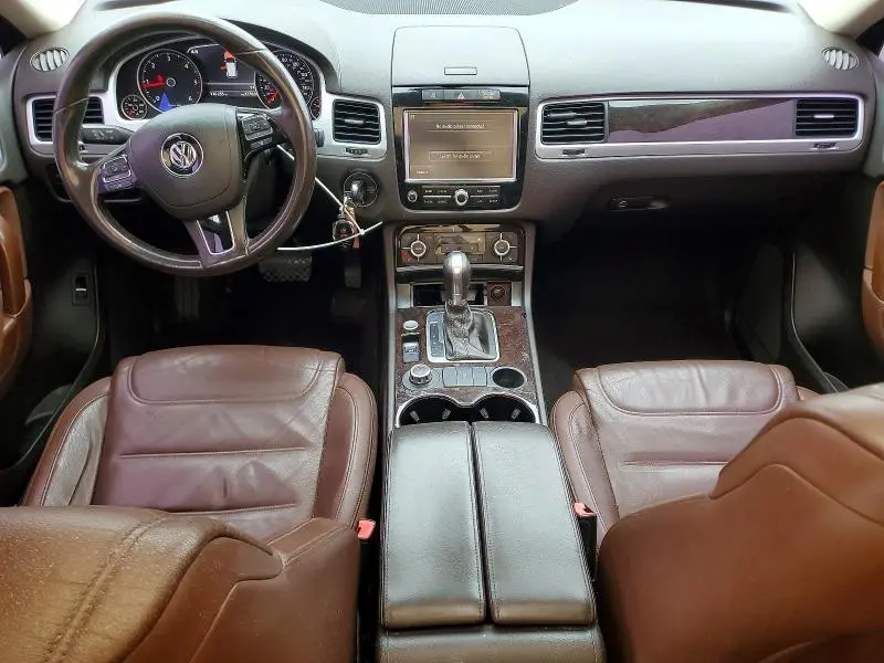 2013 VOLKSWAGEN TOUAREG V6 TDI  