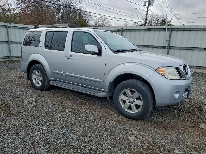 2011 NISSAN PATHFINDER S  