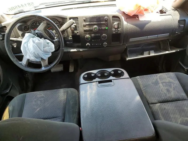 2011 CHEVROLET SILVERADO C1500 LT  