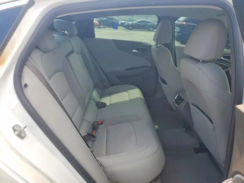 2017 CHEVROLET MALIBU LT  