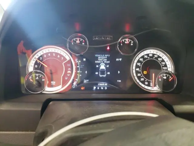 2014 RAM 1500 SLT  