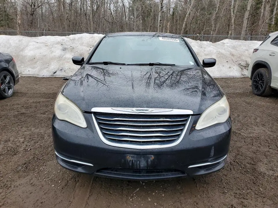 2011 CHRYSLER 200 LX  
