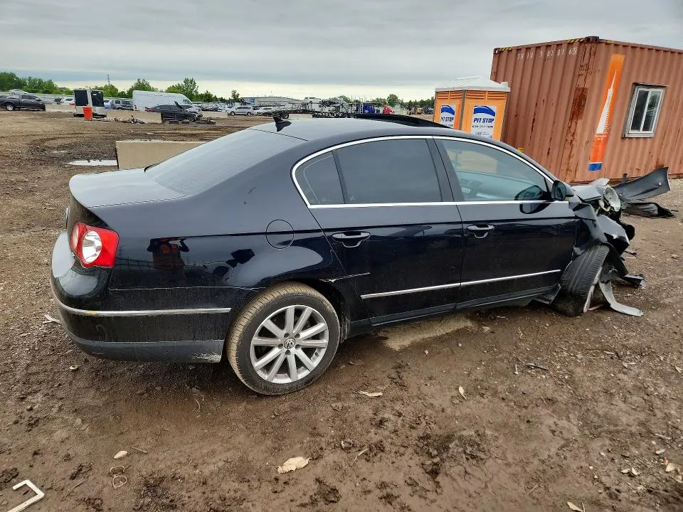 2010 VOLKSWAGEN PASSAT KOMFORT  