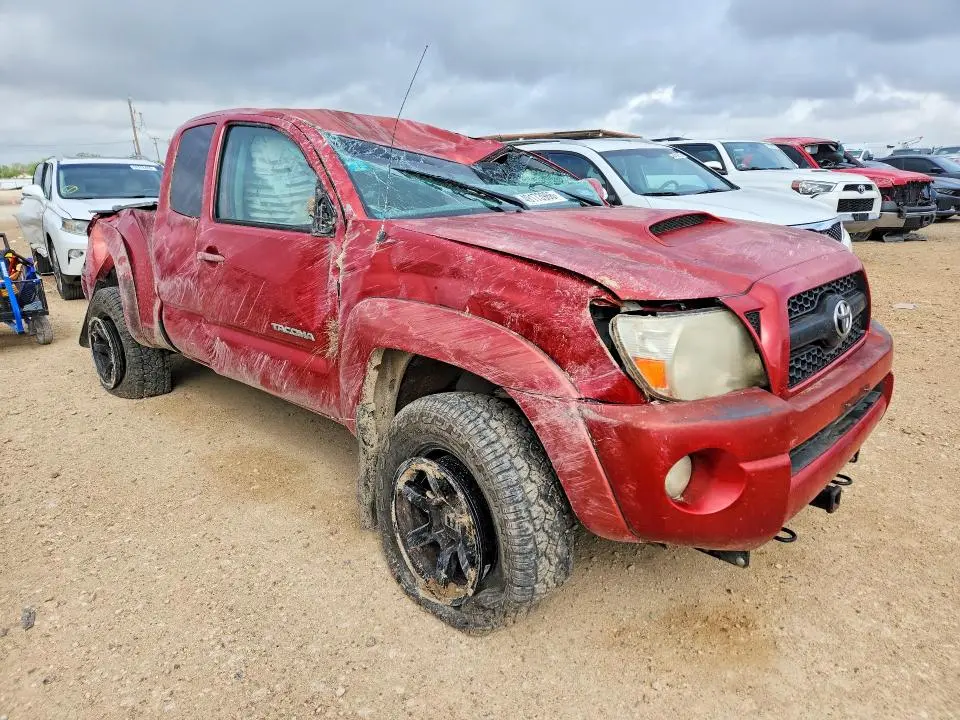 2011 TOYOTA TACOMA V6  