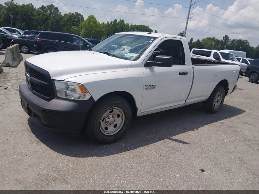 2017 RAM 1500 TRADESMAN  4X2 8' BOX