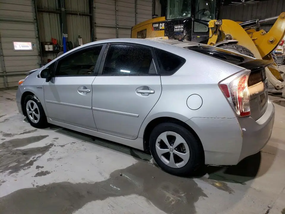 2015 TOYOTA PRIUS   