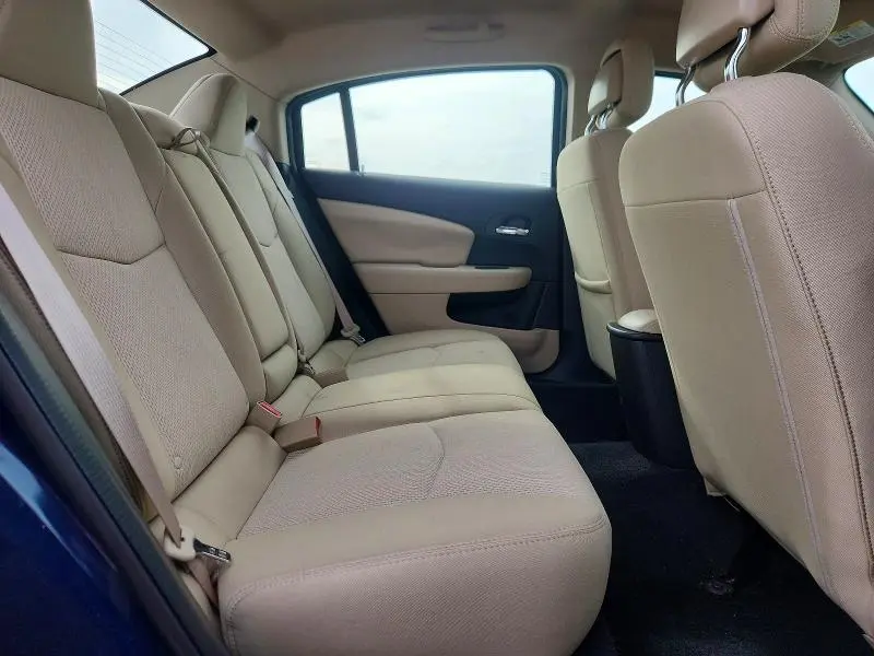 2013 CHRYSLER 200 LX  