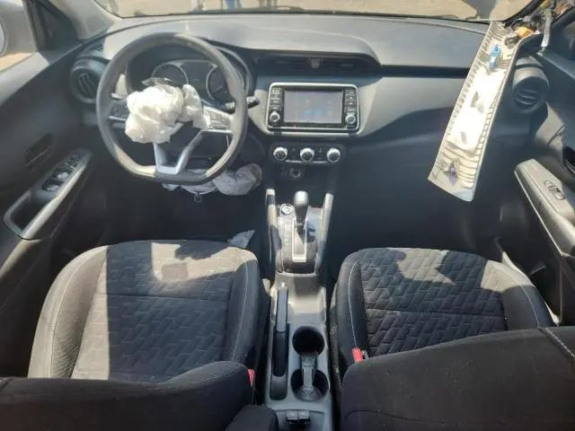 2021 NISSAN KICKS S  