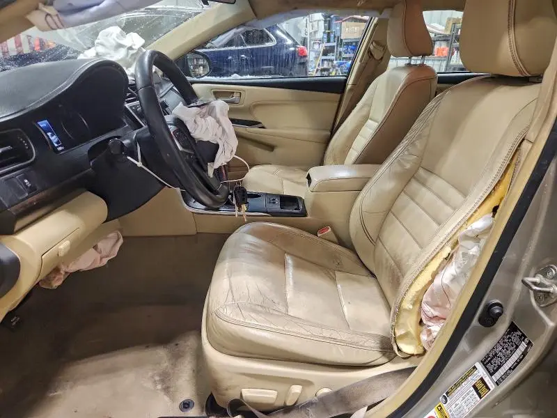 2015 TOYOTA CAMRY LE  