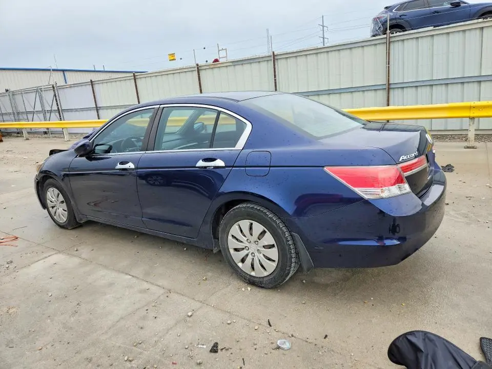 2011 HONDA ACCORD LX  