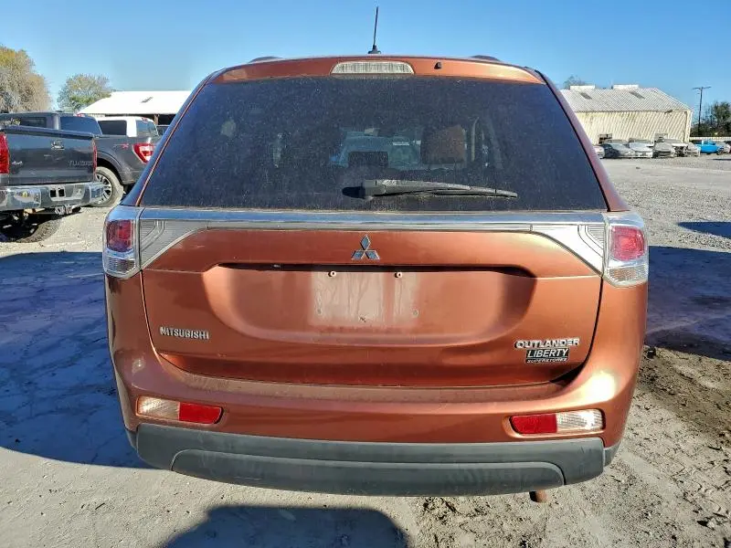2014 MITSUBISHI OUTLANDER SE  