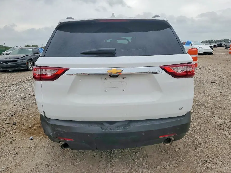 2020 CHEVROLET TRAVERSE LT  