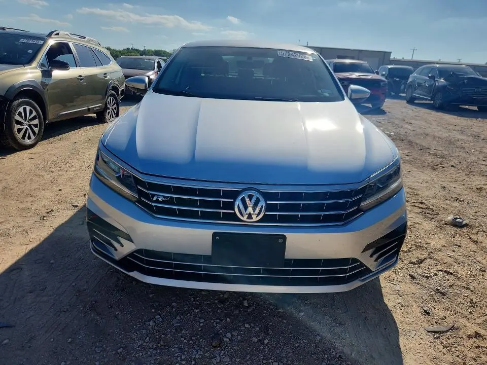 2018 VOLKSWAGEN PASSAT S  